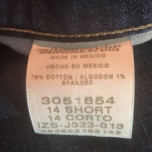 LEE Denim Size 14 Short Relaxed Straight Leg Classic 5-pocket Jeans
$78 NEW - Picture 12 of 16